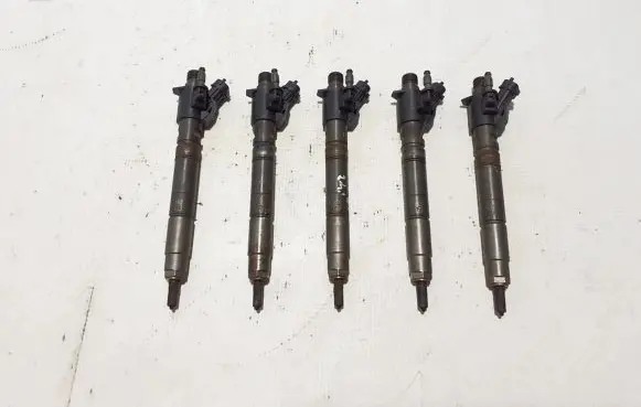 Fuel injector