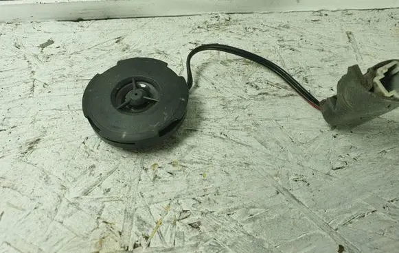 Land Rover Discovery Front door high frequency speaker 50TW12 XQN100260 101925R