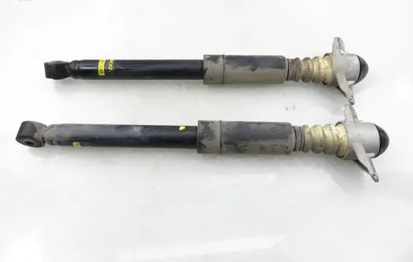 Skoda Octavia Mk2 (1Z) Rear shock absorber/damper 