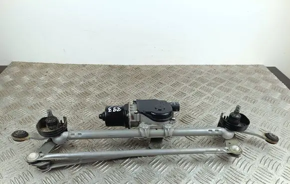 Front wiper linkage and motor
