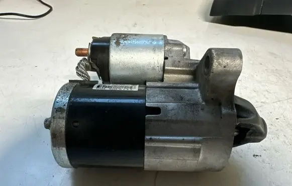 Mazda 2 Starter motor M000TD0071ZC