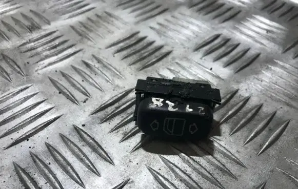 Mercedes-Benz S W220 Electric window control switch 2208201210 03100504