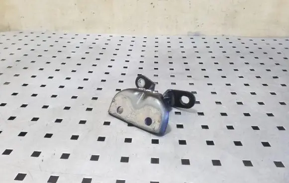 Rear door upper hinge