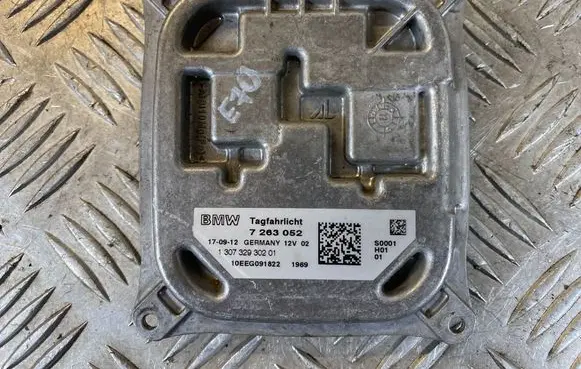 BMW X5 E70 Headlight ballast module Xenon 7263052 10EEG091822 130732930201