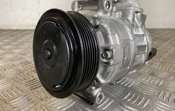 Skoda Octavia Mk2 (1Z) Air conditioning (A/C) compressor (pump) DCP32045 43710069603D