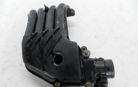 Seat Ibiza II (6k) Intake manifold 038129713H
