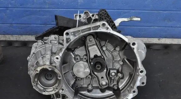 Skoda Kamiq Manual 6 speed gearbox UJA