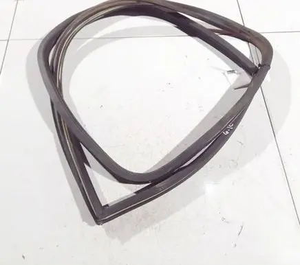 Audi 80 90 S2 B4 Rubber seal rear door 