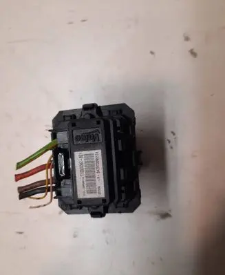Peugeot 308 Heater blower motor/fan resistor T1000034Z 34Z073090131