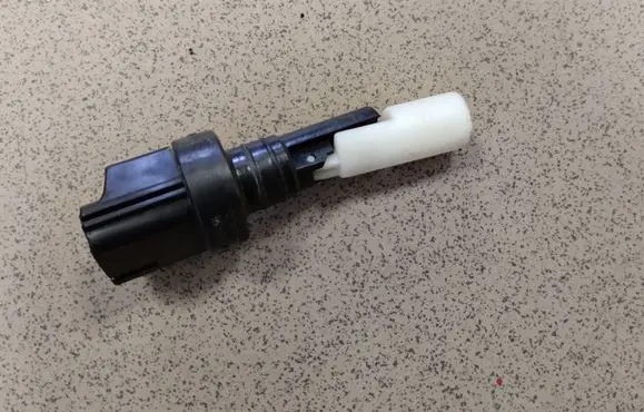 Ford Focus C-MAX Windshield washer fluid level sensor 72538