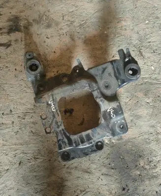 Volvo V40 Battery bracket 31420307