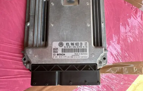 Volkswagen Multivan T5 Engine control unit/module ECU 03L906022CD 03L907309K 0281016375