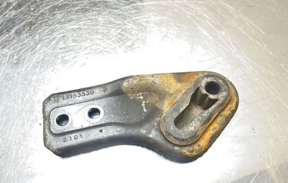 Opel Astra H Radiator mount bracket 13153539