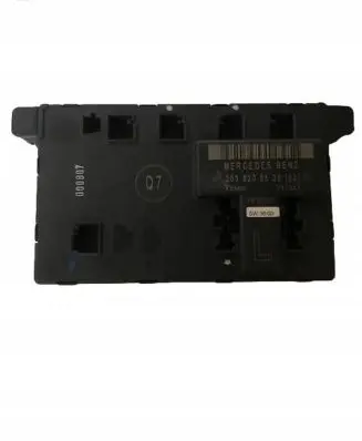 Mercedes-Benz C W203 Door control unit/module A2038200526