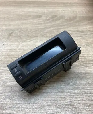 Toyota Prius (XW20) Clock 8391047040