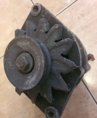 Volkswagen PASSAT B2 Generator/alternator 130503
