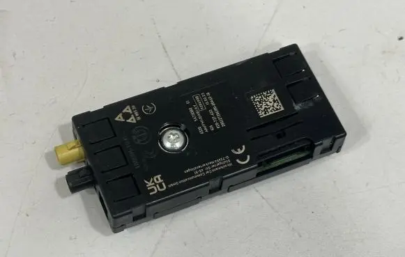 BMW i4 Aerial antenna amplifier 5A73DB0 5A36CD7