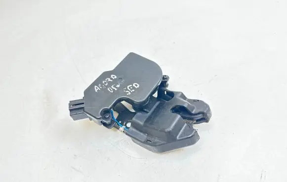 Honda Accord Tailgate/trunk/boot lock/catch/latch