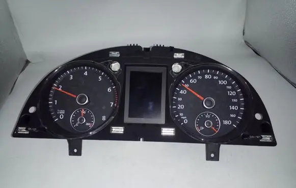 Volkswagen PASSAT CC Speedometer (instrument cluster) 3C8920971B