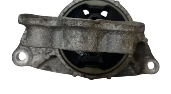 MG ZS Engine mount bracket 10592201 8300039102