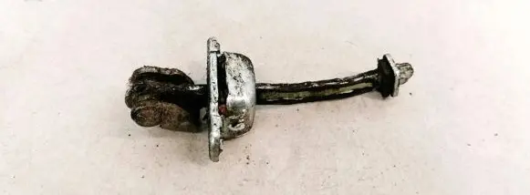 Fiat Panda II Rear door check strap stopper