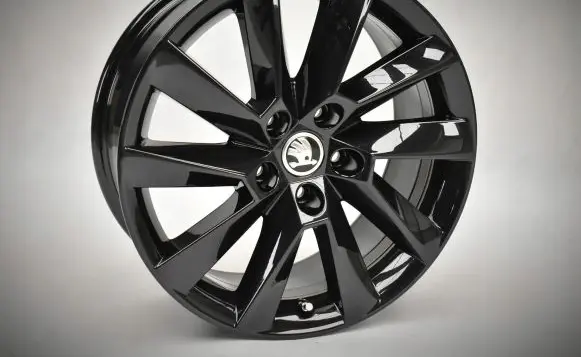 Skoda Superb B8 (3V) R17 alloy rim 3V0601025C 3V0601025d