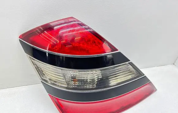 Mercedes-Benz S W221 Rear/tail lights A2218200164