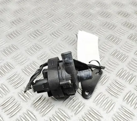 Mercedes-Benz GLA W156 X156 Electric auxiliary coolant/water pump A2465010020 A2048350364