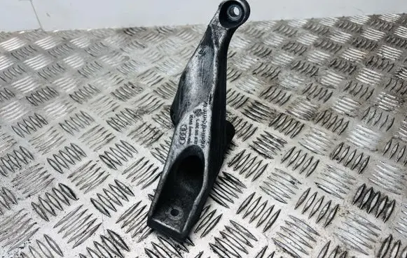 Audi A4 S4 B7 8E 8H Engine mounting bracket 8E0199307S