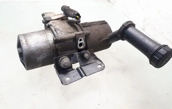 Peugeot 307 Power steering pump 9645102480