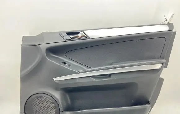 Mercedes-Benz ML W164 Front door card panel trim 