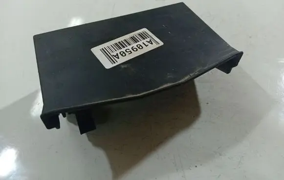 Opel Zafira A Fuse box cover 09131668