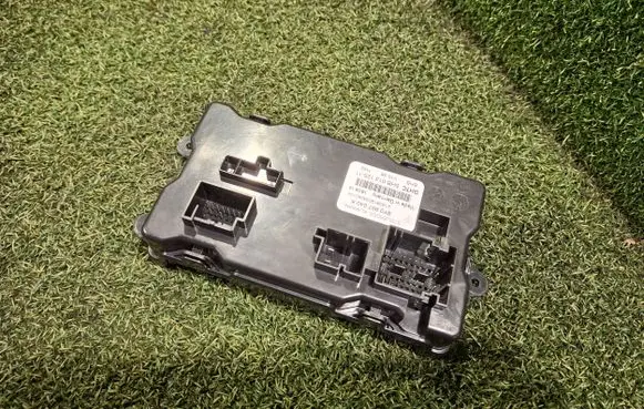 Porsche Cayenne (9Y0 9Y3) Other control units/modules 5HB01312511 9Y0907040K