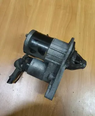 Nissan Qashqai Starter motor M000T32172 23300BC20B