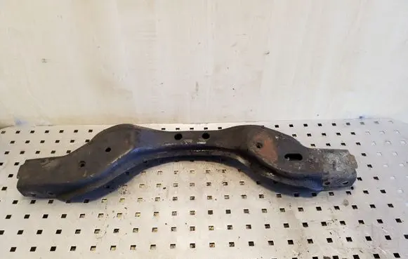 Opel Frontera A Gearbox mounting bracket
