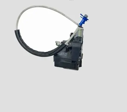Opel Astra G Front door lock 24444016