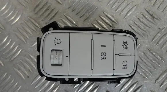 Hyundai i20 Active Other switches/knobs/shifts 93700-Q0210