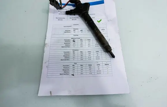 Fuel injector