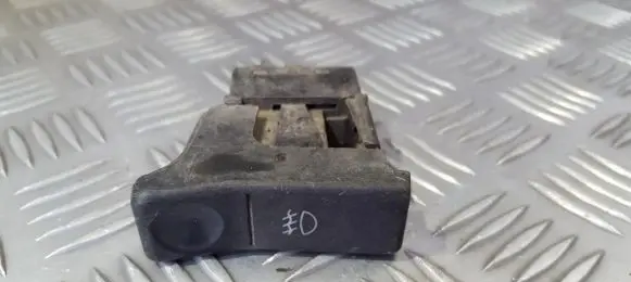Fog light switch