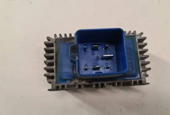 Opel Zafira A Glow plug pre-heat relay 55353011 51299014