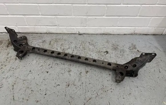 Front bumper cross member