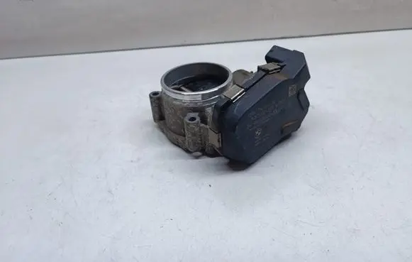 BMW 3 E90 E91 Throttle valve 7561066 13547561066