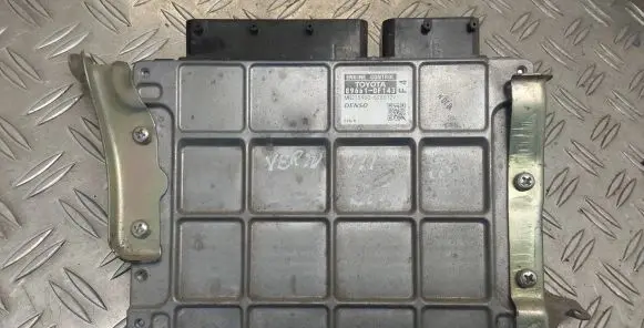 Toyota Verso Engine control unit/module 896610F143