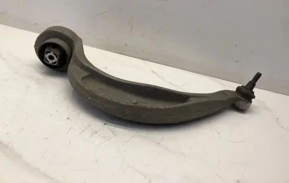 Audi A4 S4 B8 8K Front lower control arm/wishbone 8K0407696C