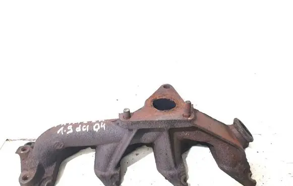 Nissan Primera Exhaust manifold