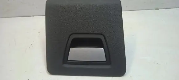 Maserati Ghibli Glove box 670017370