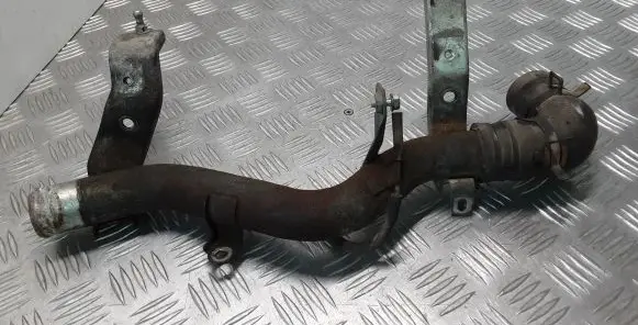 Lexus IS 220D-250-350 Engine coolant pipe/hose