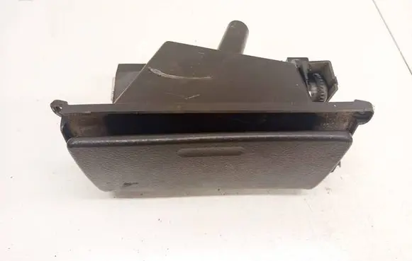 Toyota Avensis T250 Glove box 5563005010
