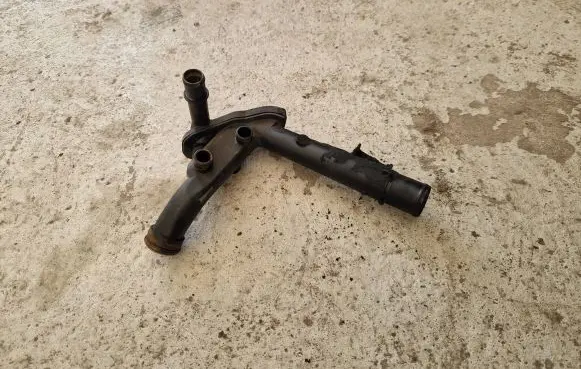 Renault Scenic III - Grand scenic III Engine coolant pipe/hose 210475246R