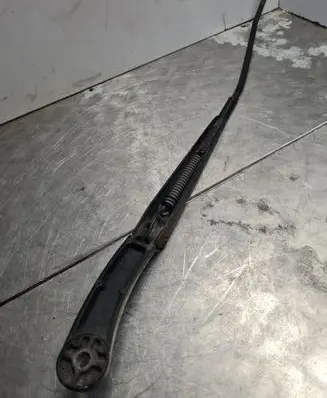 Volkswagen Transporter - Caravelle T5 Front wiper blade arm 7H1955509C
